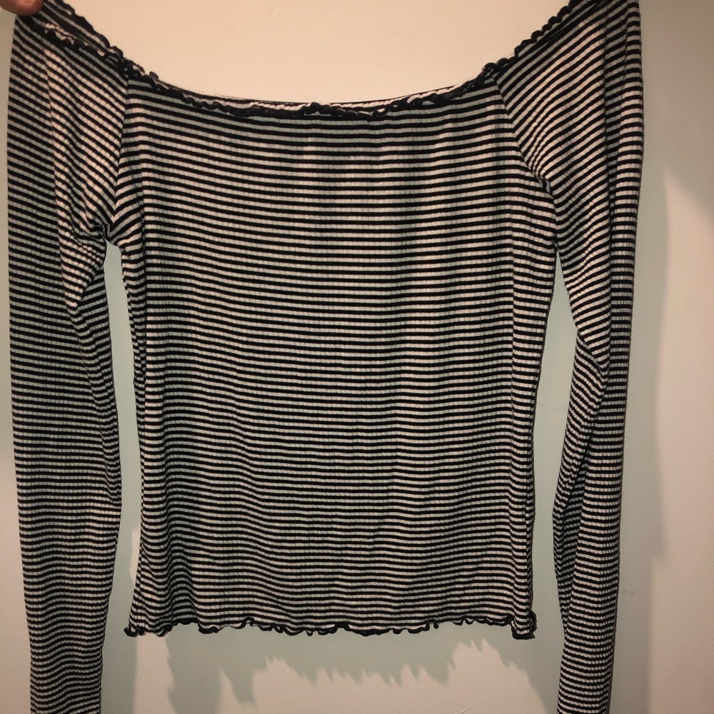 Off the shoulder black and white long sleeve
